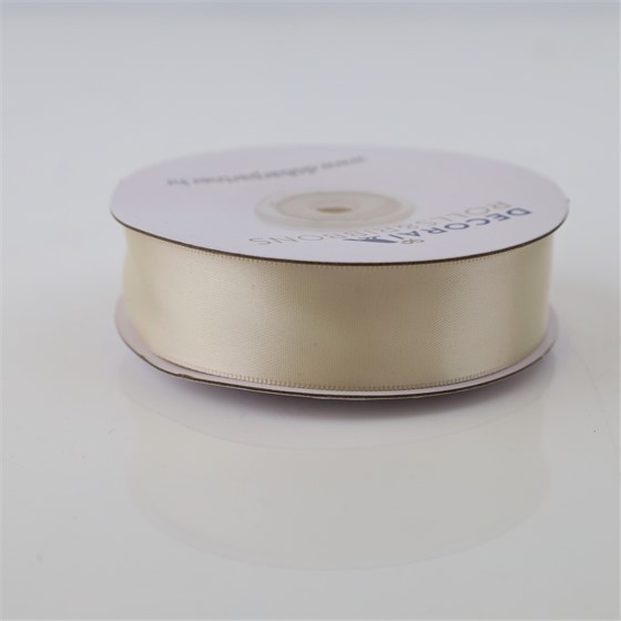 Traka saten 25mm/25m premium ivory 810