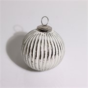 Staklena kuglica rebrasta 10x10,5cm bijela