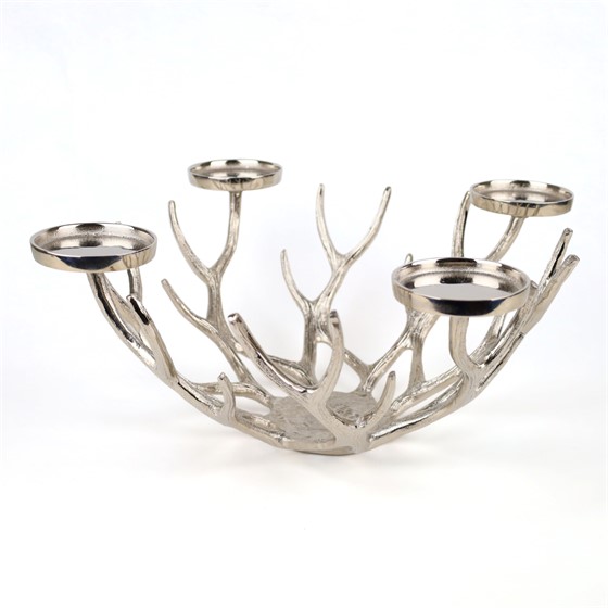 Svijećnjak metalni vijenac 52x52xh20cm srebrna