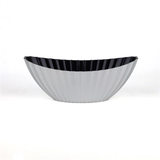 Posuda plastika lađa rebrasta 28x11,5xh11cm srebrna