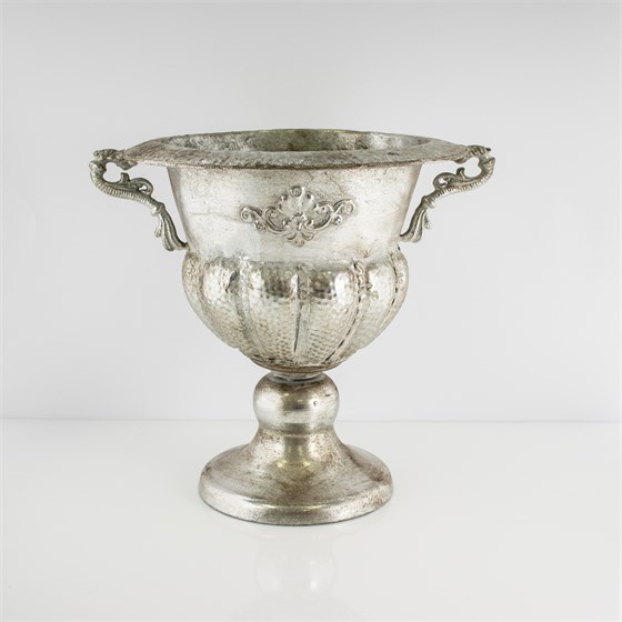 Metalna posuda na nogu 34x29xh33cm srebrna